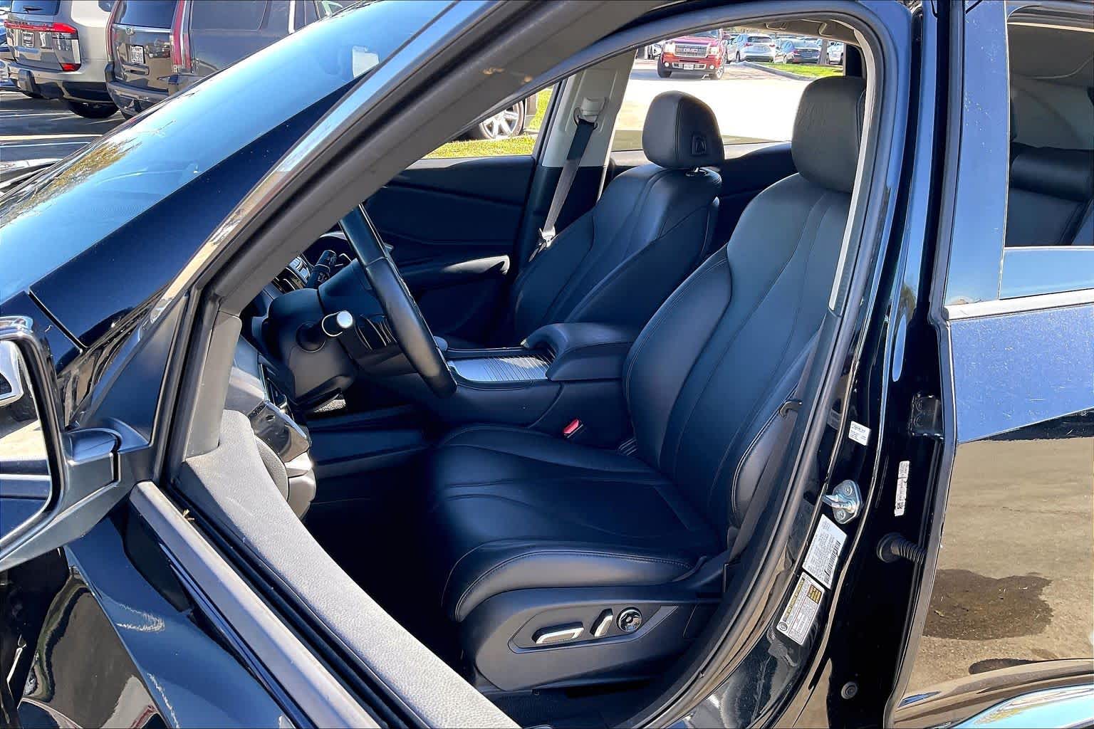 2020 Acura RDX  Majestic Black Pearl at Sterling McCall Acura