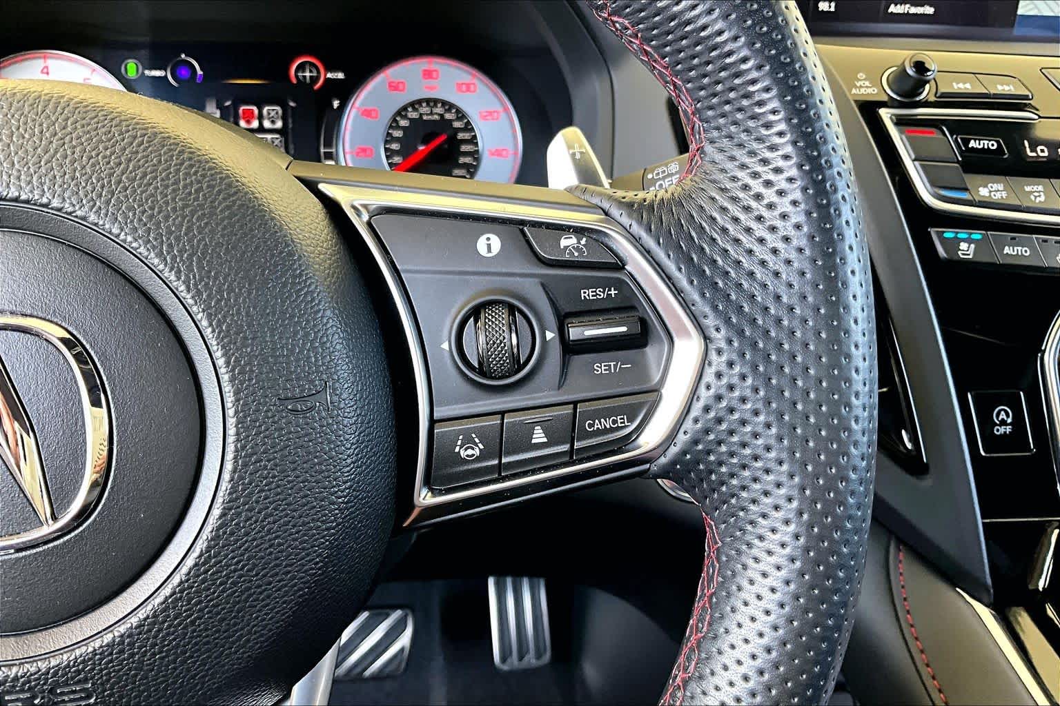 2025 Acura RDX photo 23 of 35