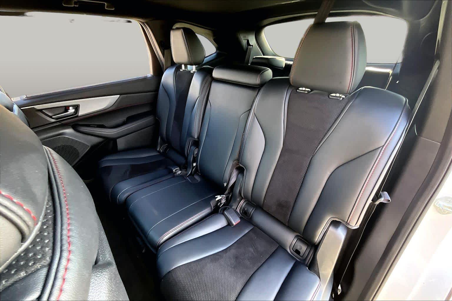2022 Acura MDX photo 19 of 35
