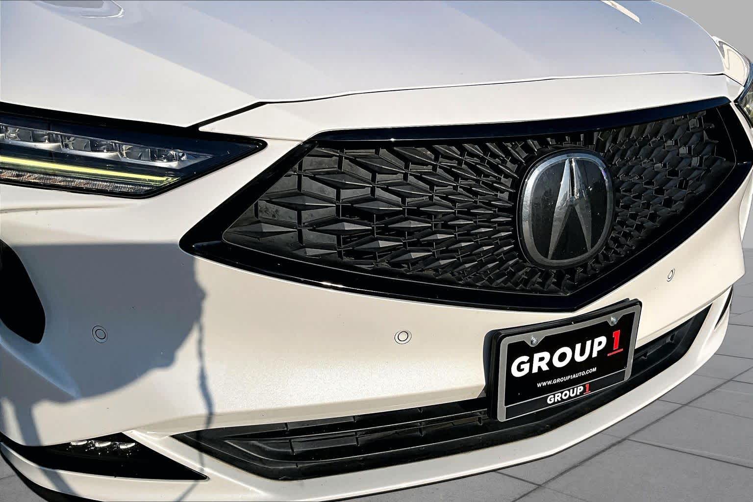 2022 Acura MDX photo 28 of 35