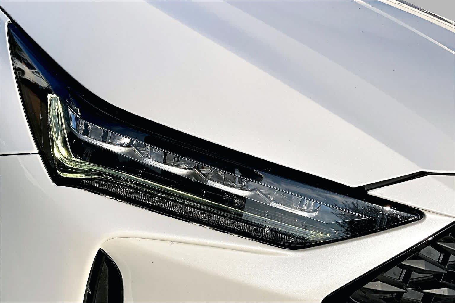 2022 Acura MDX photo 26 of 35
