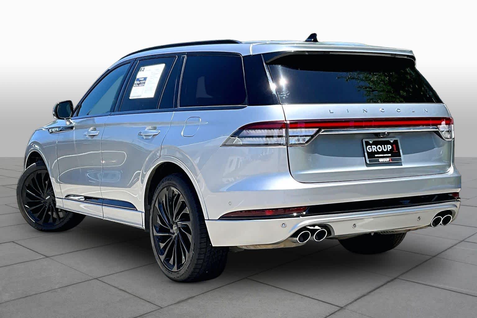 2023 Lincoln Aviator Reserve Silver Radiance Metallic Clearcoat at AutoNation USA Houston