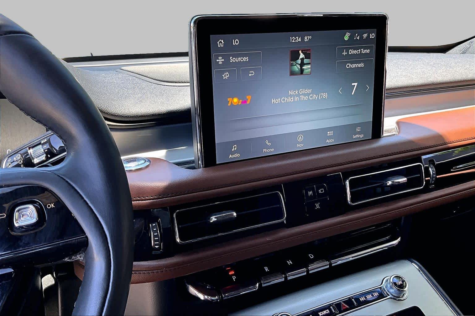 2023 Lincoln Aviator Reserve Silver Radiance Metallic Clearcoat at AutoNation USA Houston