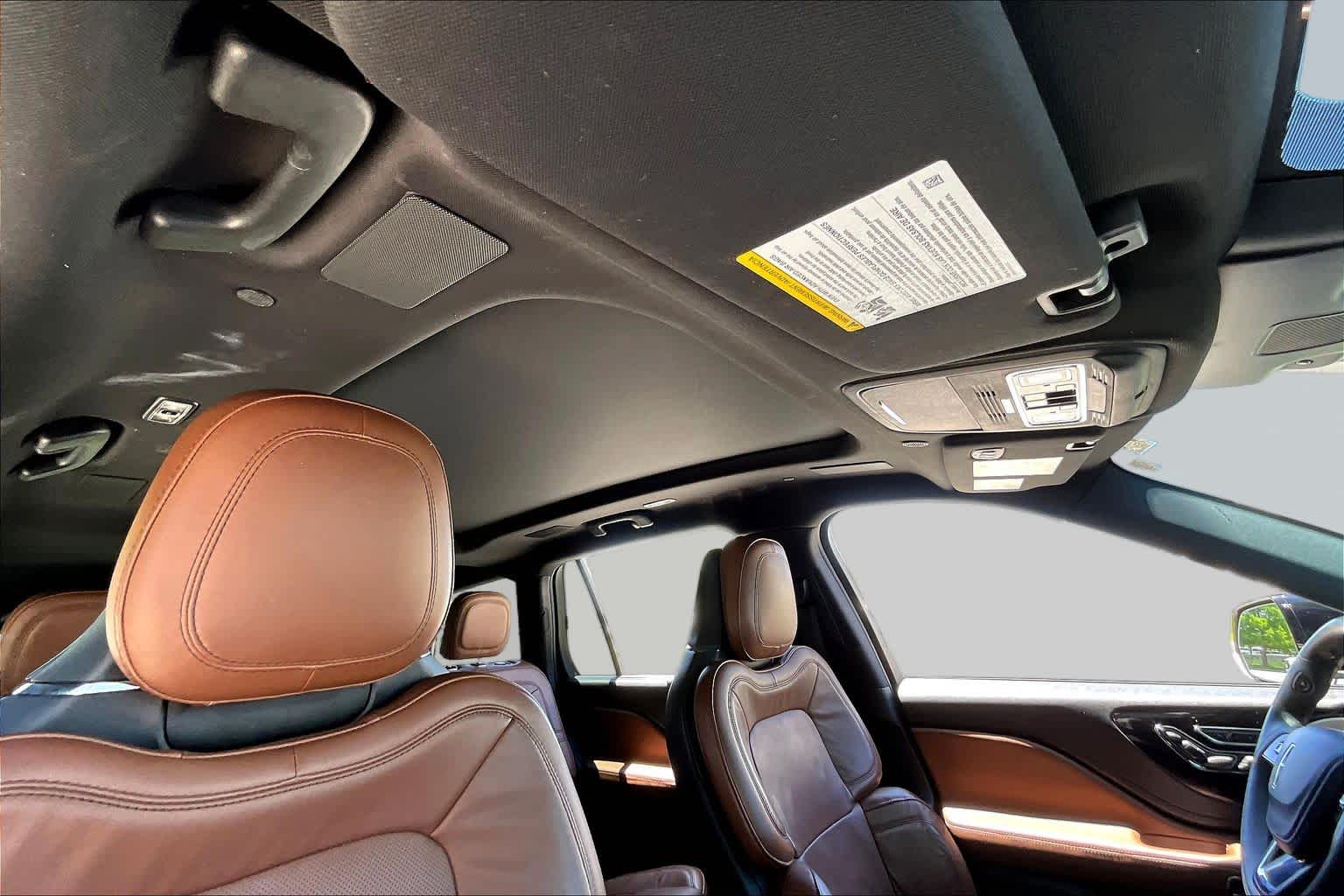 2023 Lincoln Aviator Reserve Silver Radiance Metallic Clearcoat at AutoNation USA Houston