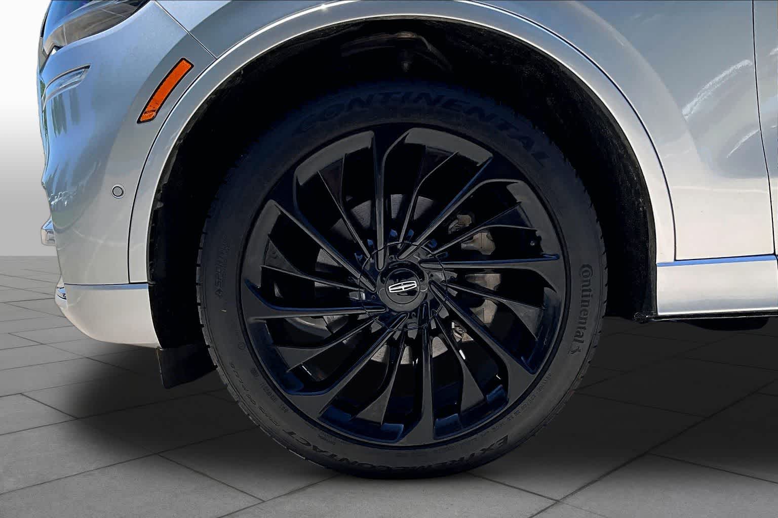 2023 Lincoln Aviator Reserve Silver Radiance Metallic Clearcoat at AutoNation USA Houston