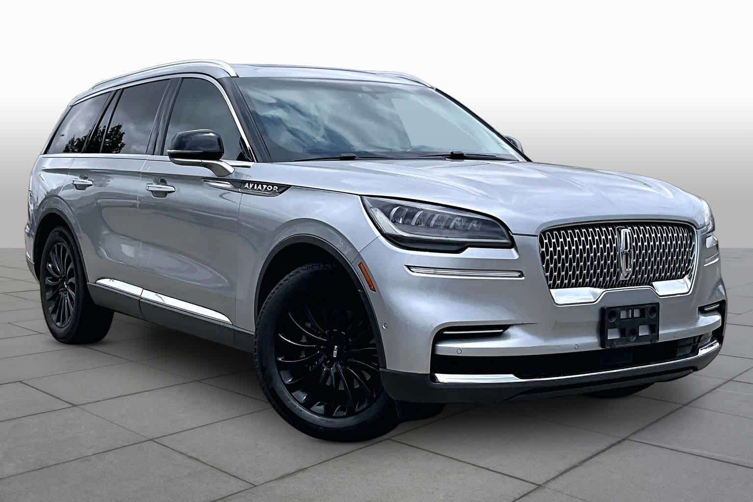 2022 Lincoln Aviator Reserve Silver Radiance Metallic Clearcoat at Baytown Ford
