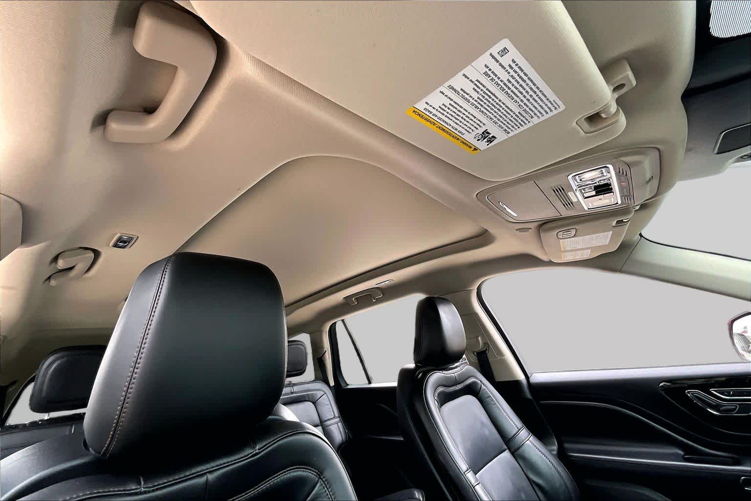 2022 Lincoln Aviator Reserve Silver Radiance Metallic Clearcoat at Baytown Ford