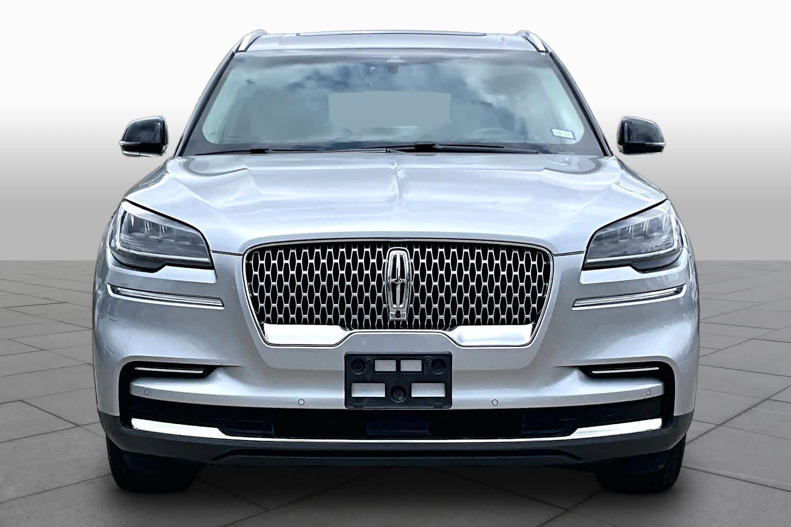 2022 Lincoln Aviator Reserve Silver Radiance Metallic Clearcoat at Baytown Ford