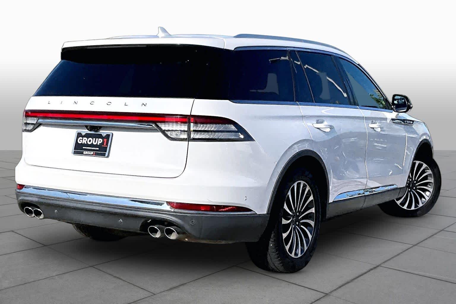 2020 Lincoln Aviator Reserve Pristine White Metallic Tri-Coat at Mercedes-Benz of Houston North