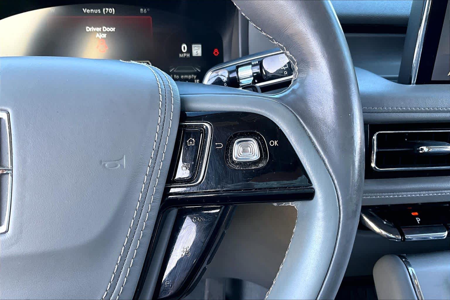 2020 Lincoln Aviator Reserve Pristine White Metallic Tri-Coat at Mercedes-Benz of Houston North