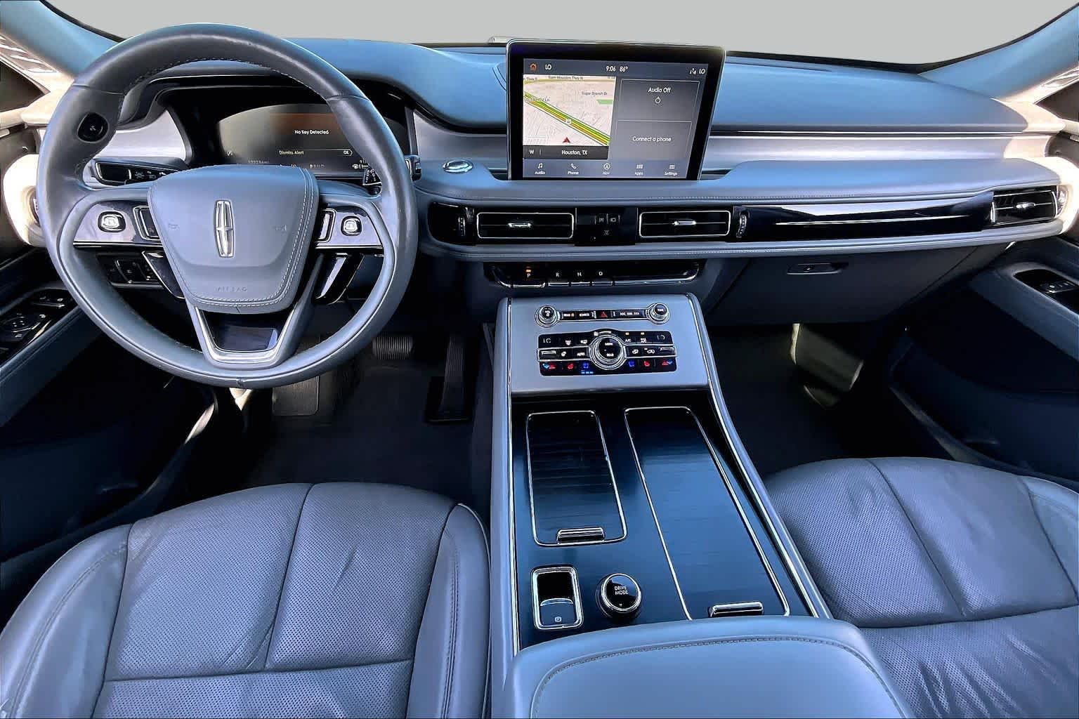 2020 Lincoln Aviator Reserve Pristine White Metallic Tri-Coat at Mercedes-Benz of Houston North