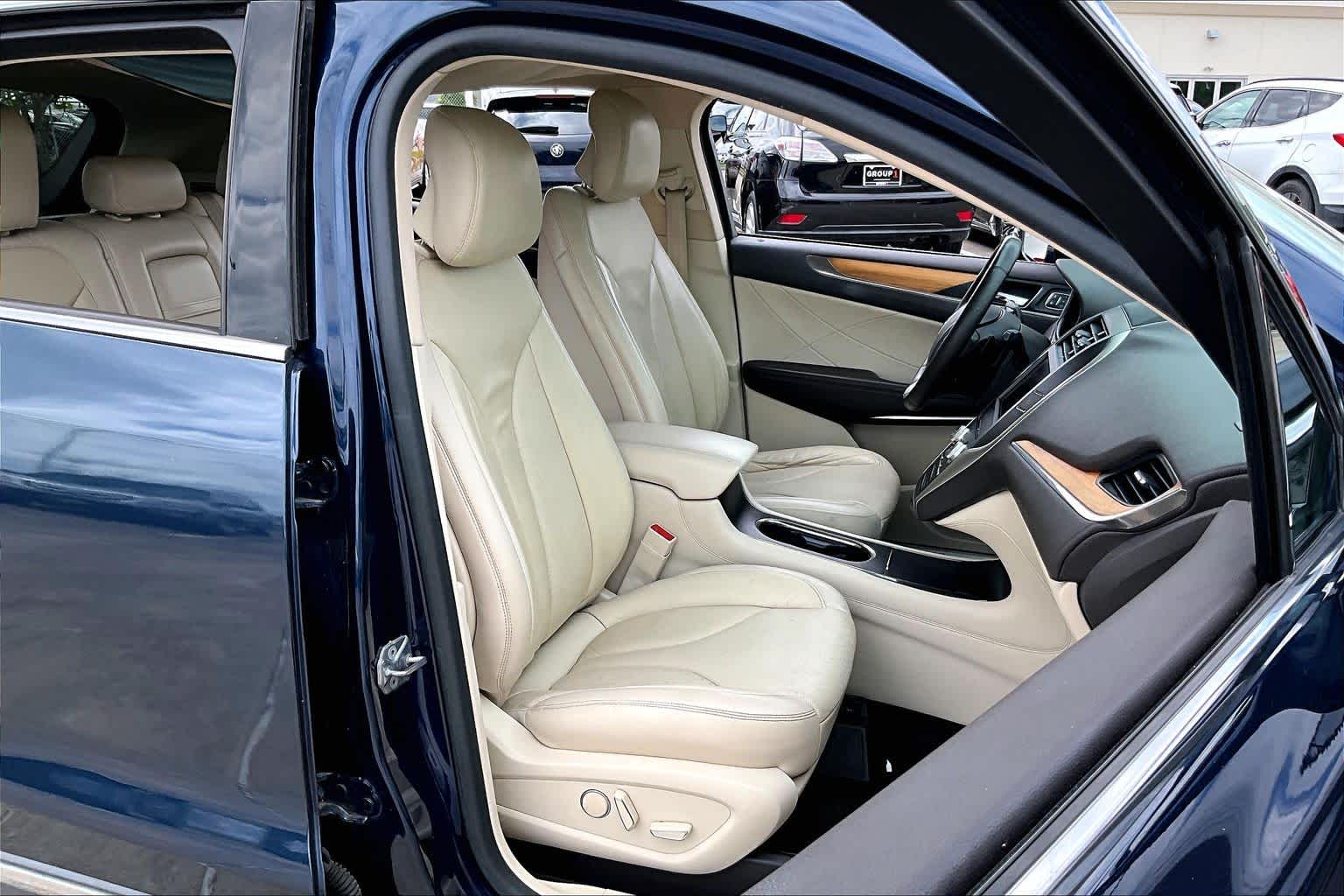 2015 Lincoln MKC  Midnight Sapphire Metallic at AutoNation USA Katy