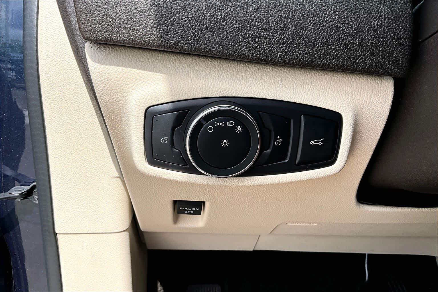 2015 Lincoln MKC  Midnight Sapphire Metallic at AutoNation USA Katy