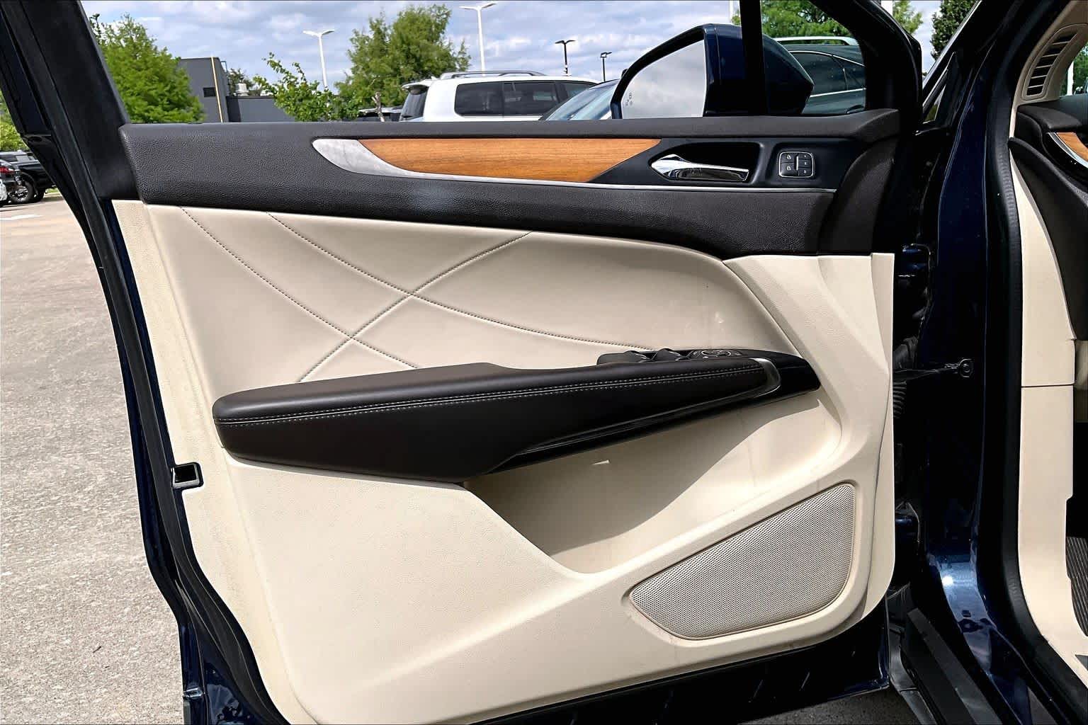 2015 Lincoln MKC  Midnight Sapphire Metallic at AutoNation USA Katy