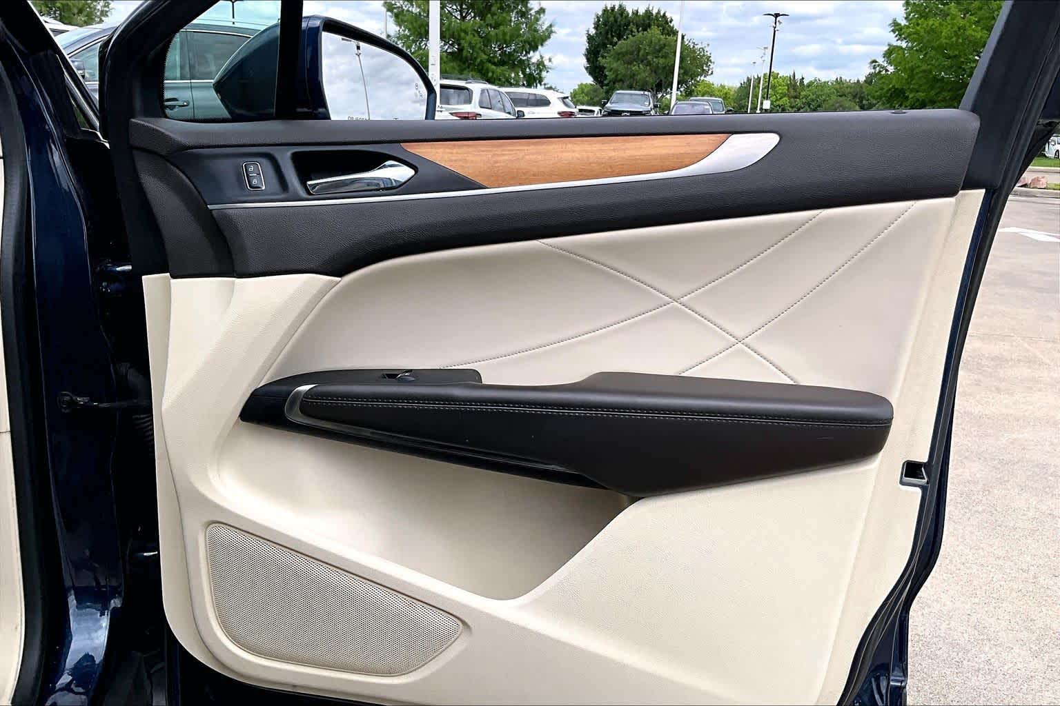 2015 Lincoln MKC  Midnight Sapphire Metallic at AutoNation USA Katy