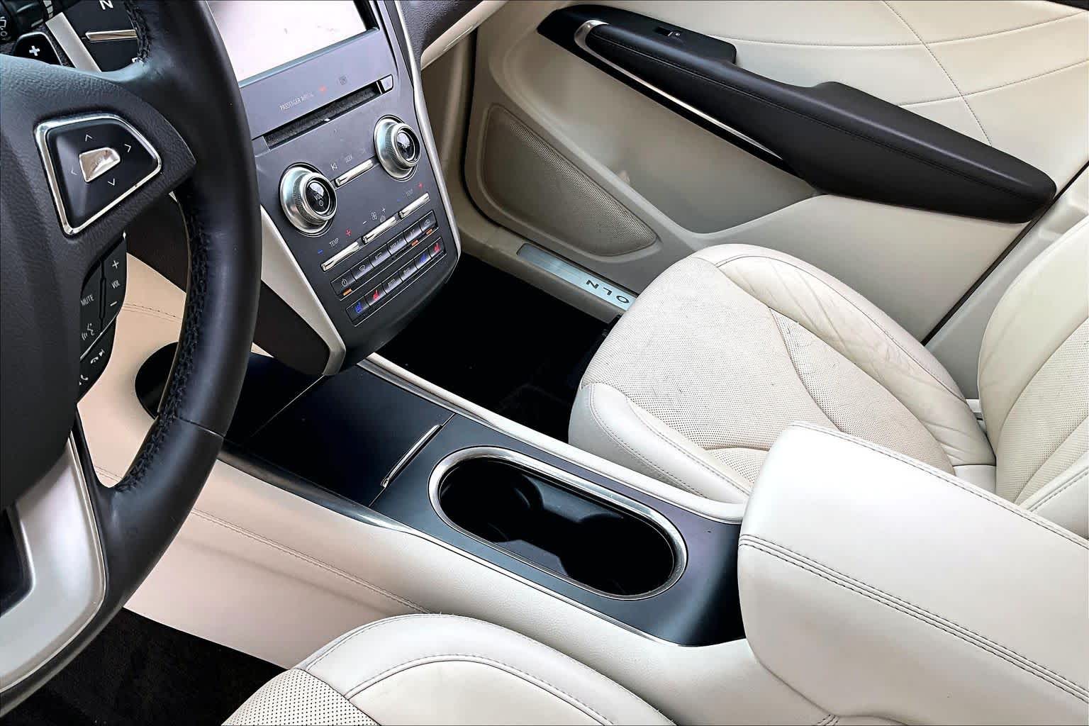 2015 Lincoln MKC  Midnight Sapphire Metallic at AutoNation USA Katy