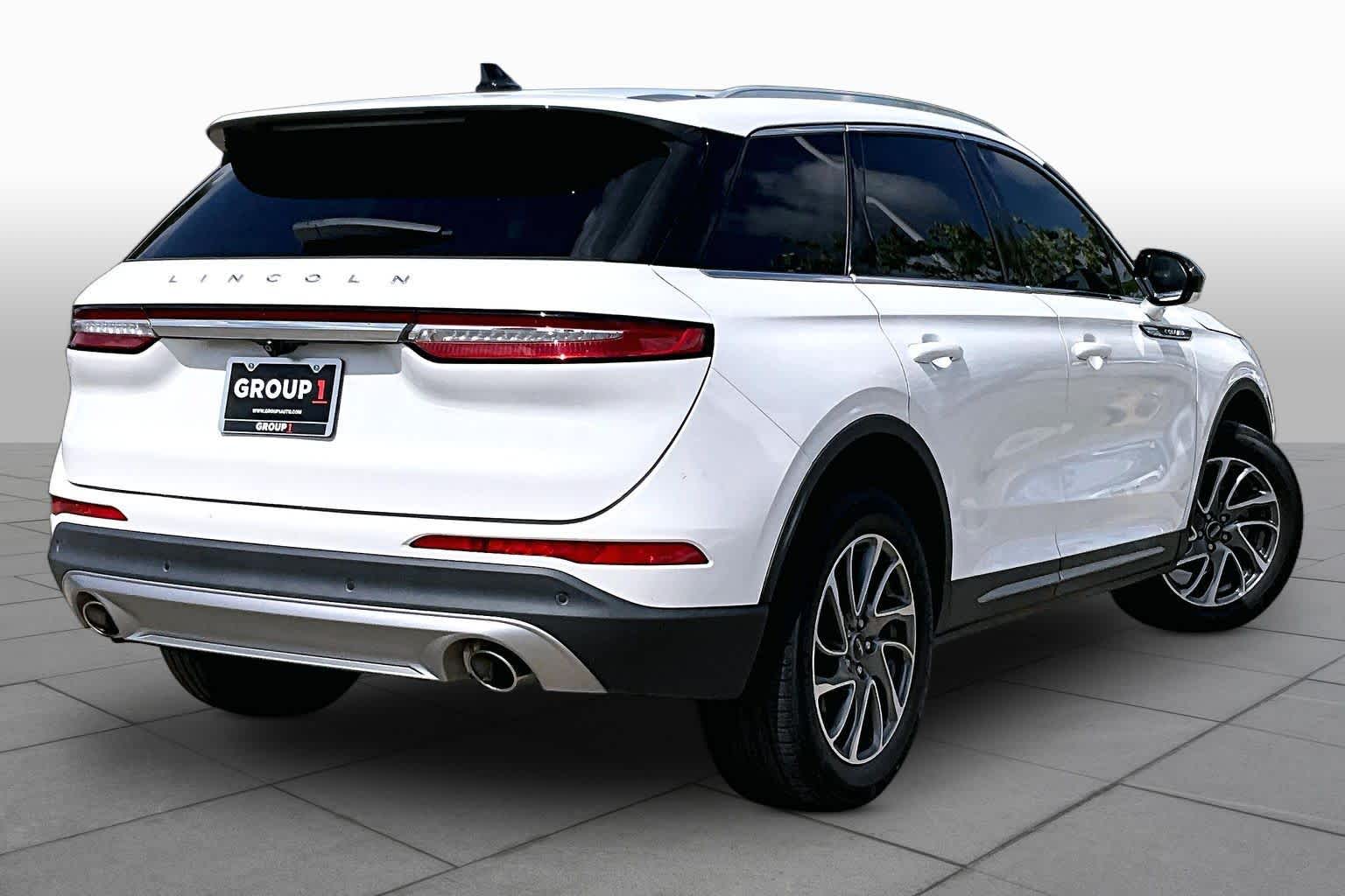 2022 Lincoln Corsair Standard Pristine White Metallic Tri-Coat at Mercedes-Benz of Houston North
