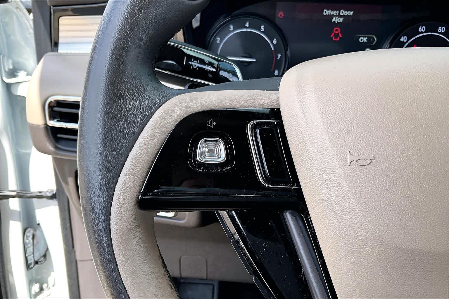 2022 Lincoln Corsair Standard Pristine White Metallic Tri-Coat at Mercedes-Benz of Houston North