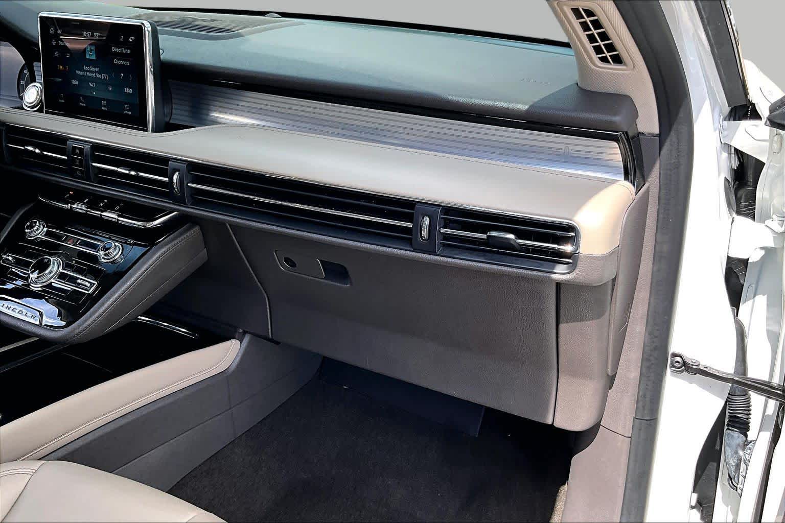 2022 Lincoln Corsair Standard Pristine White Metallic Tri-Coat at Mercedes-Benz of Houston North