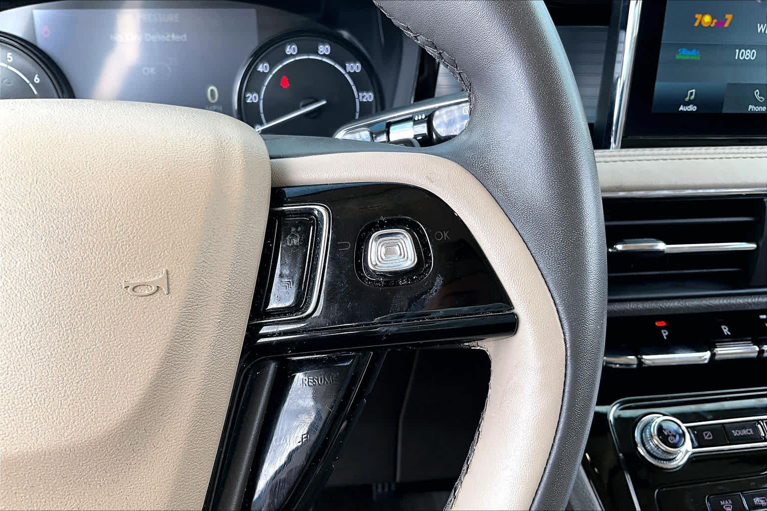 2022 Lincoln Corsair Standard Pristine White Metallic Tri-Coat at Mercedes-Benz of Houston North