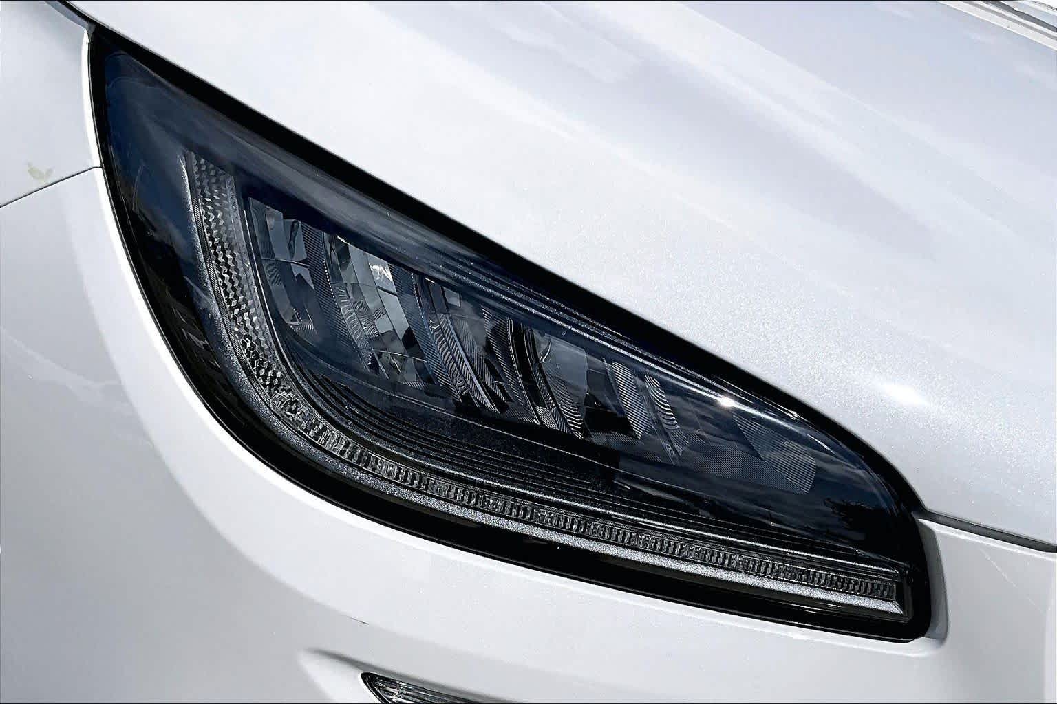 2022 Lincoln Corsair Standard Pristine White Metallic Tri-Coat at Mercedes-Benz of Houston North
