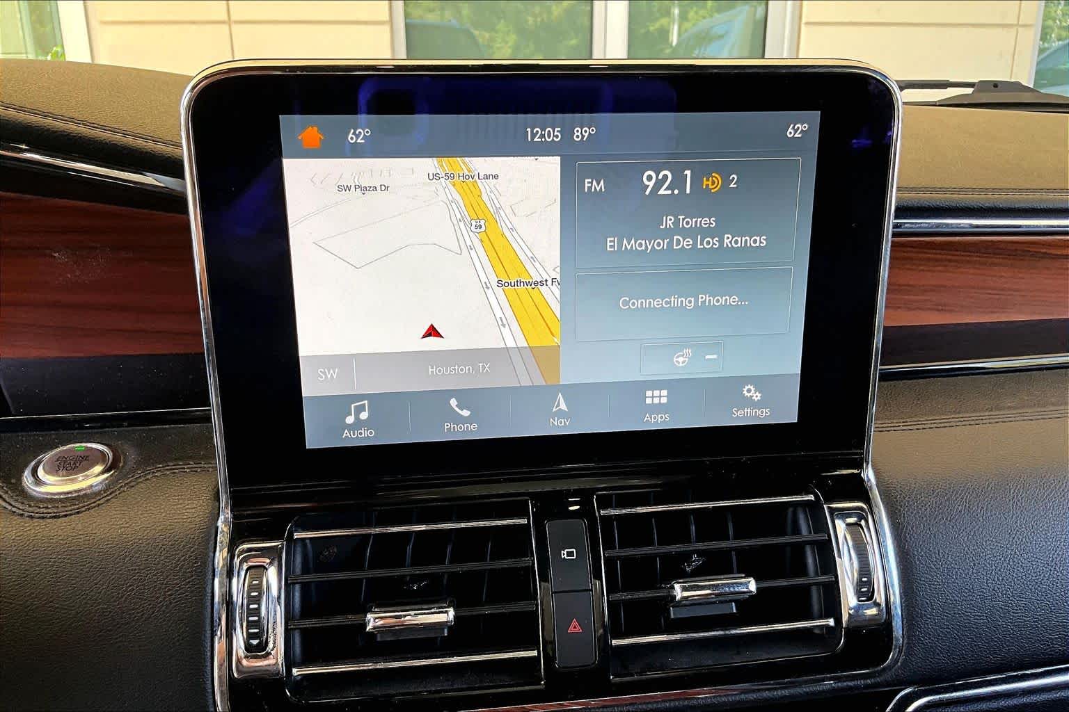 2018 Lincoln Navigator photo 31 of 34
