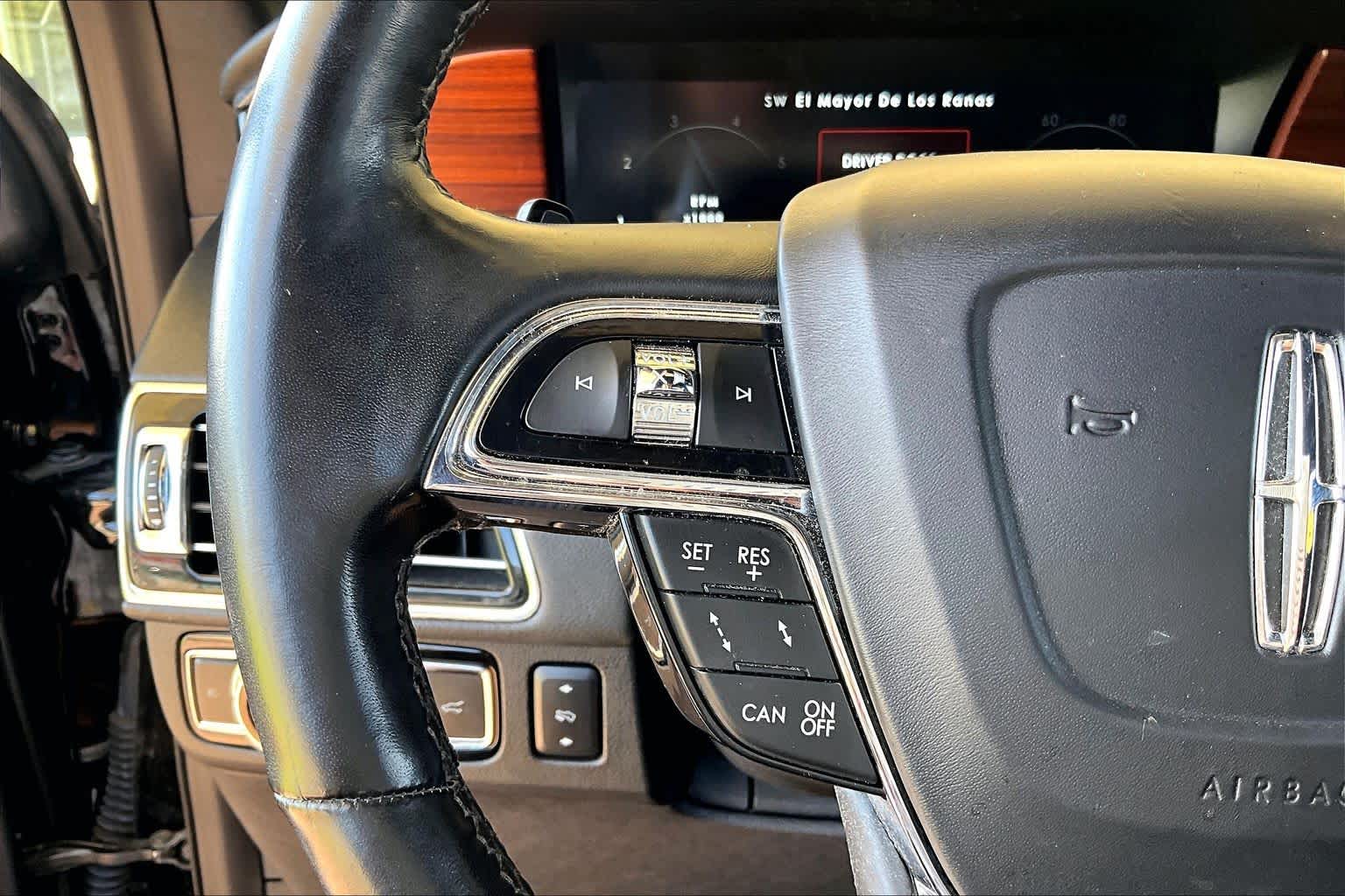 2018 Lincoln Navigator photo 22 of 34