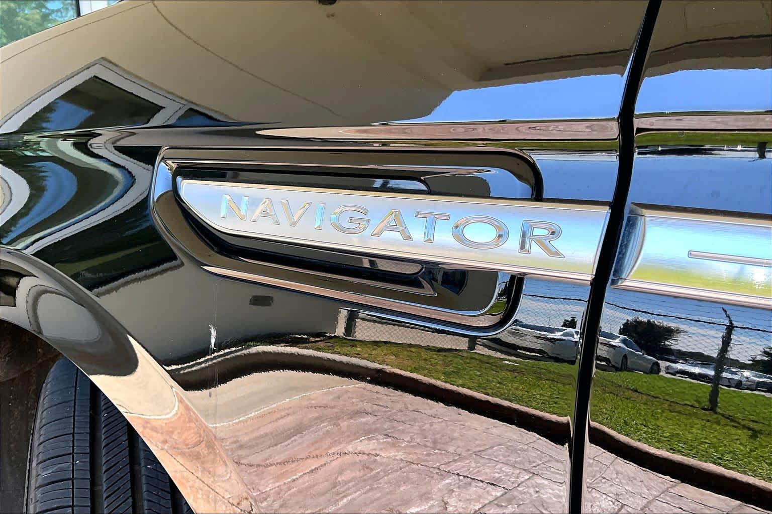 2018 Lincoln Navigator photo 9 of 34