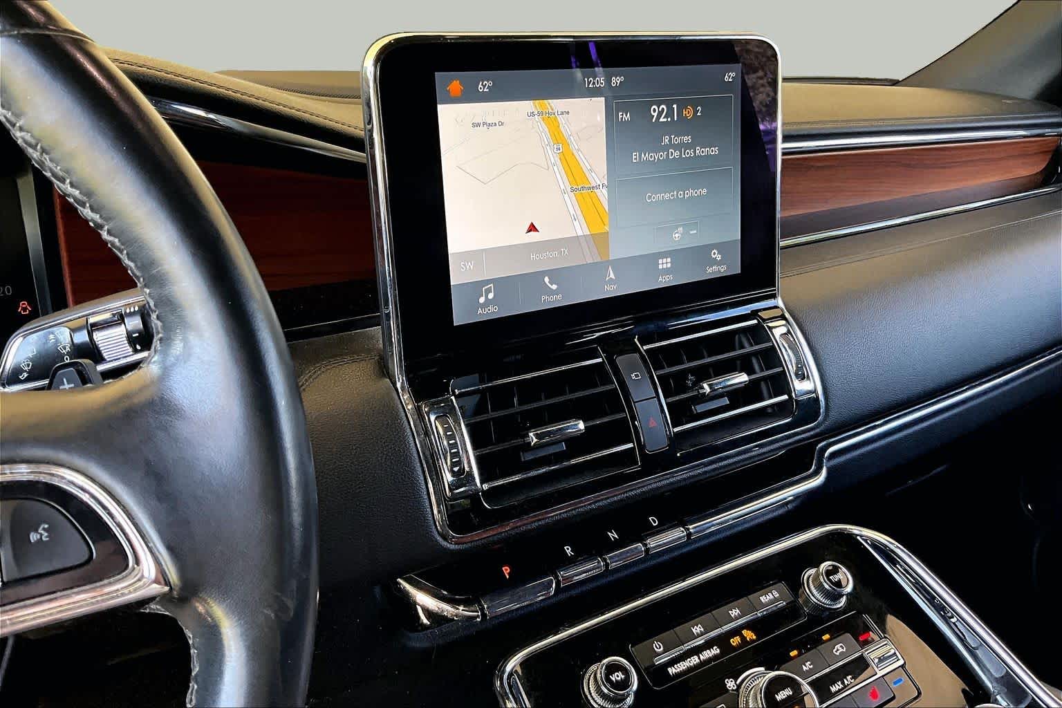 2018 Lincoln Navigator photo 6 of 34