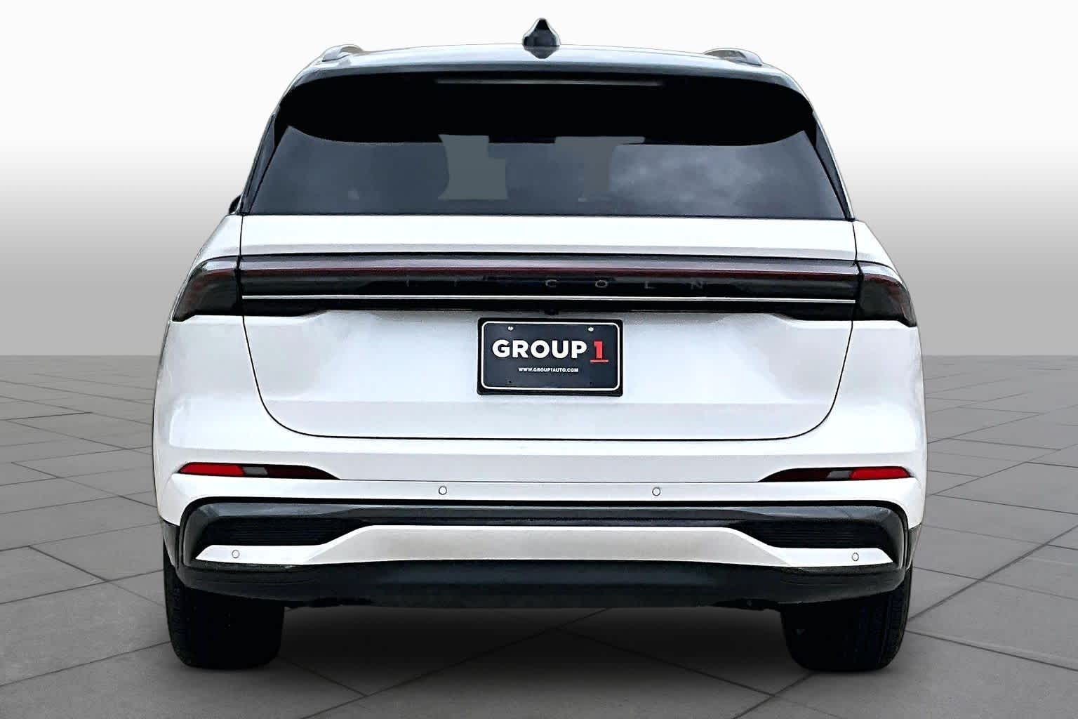 2025 Lincoln Nautilus Reserve White Platinum Metallic Tri-Coat at AutoNation USA Houston