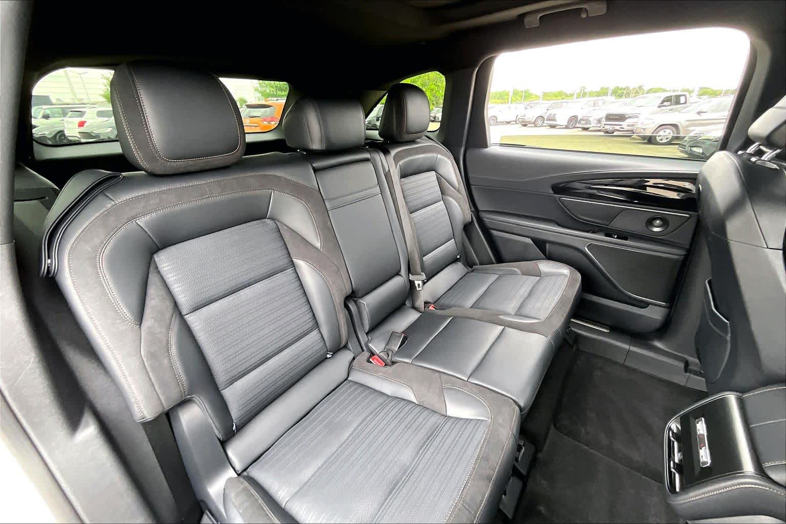2025 Lincoln Nautilus Reserve White Platinum Metallic Tri-Coat at AutoNation USA Houston