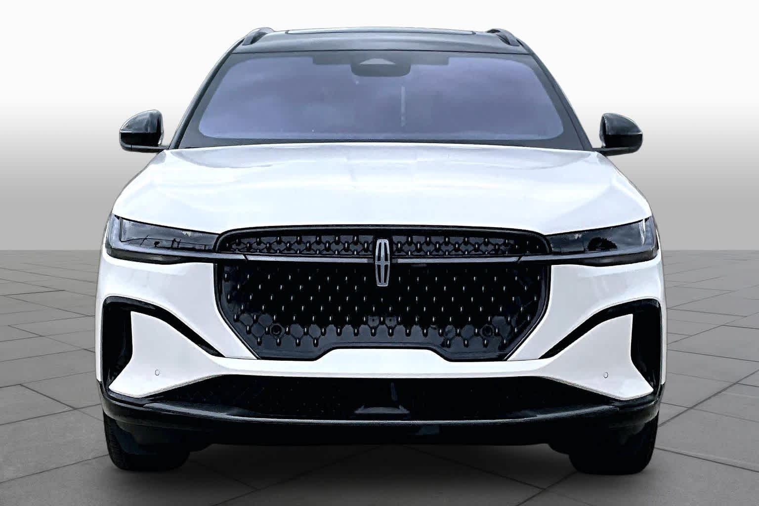 2025 Lincoln Nautilus Reserve White Platinum Metallic Tri-Coat at AutoNation USA Houston