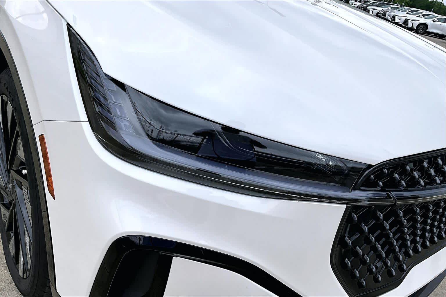 2025 Lincoln Nautilus Reserve White Platinum Metallic Tri-Coat at AutoNation USA Houston