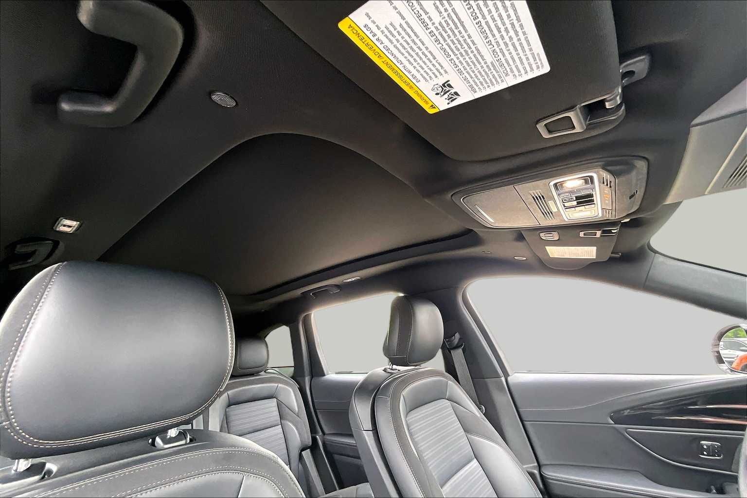 2025 Lincoln Nautilus Reserve White Platinum Metallic Tri-Coat at AutoNation USA Houston