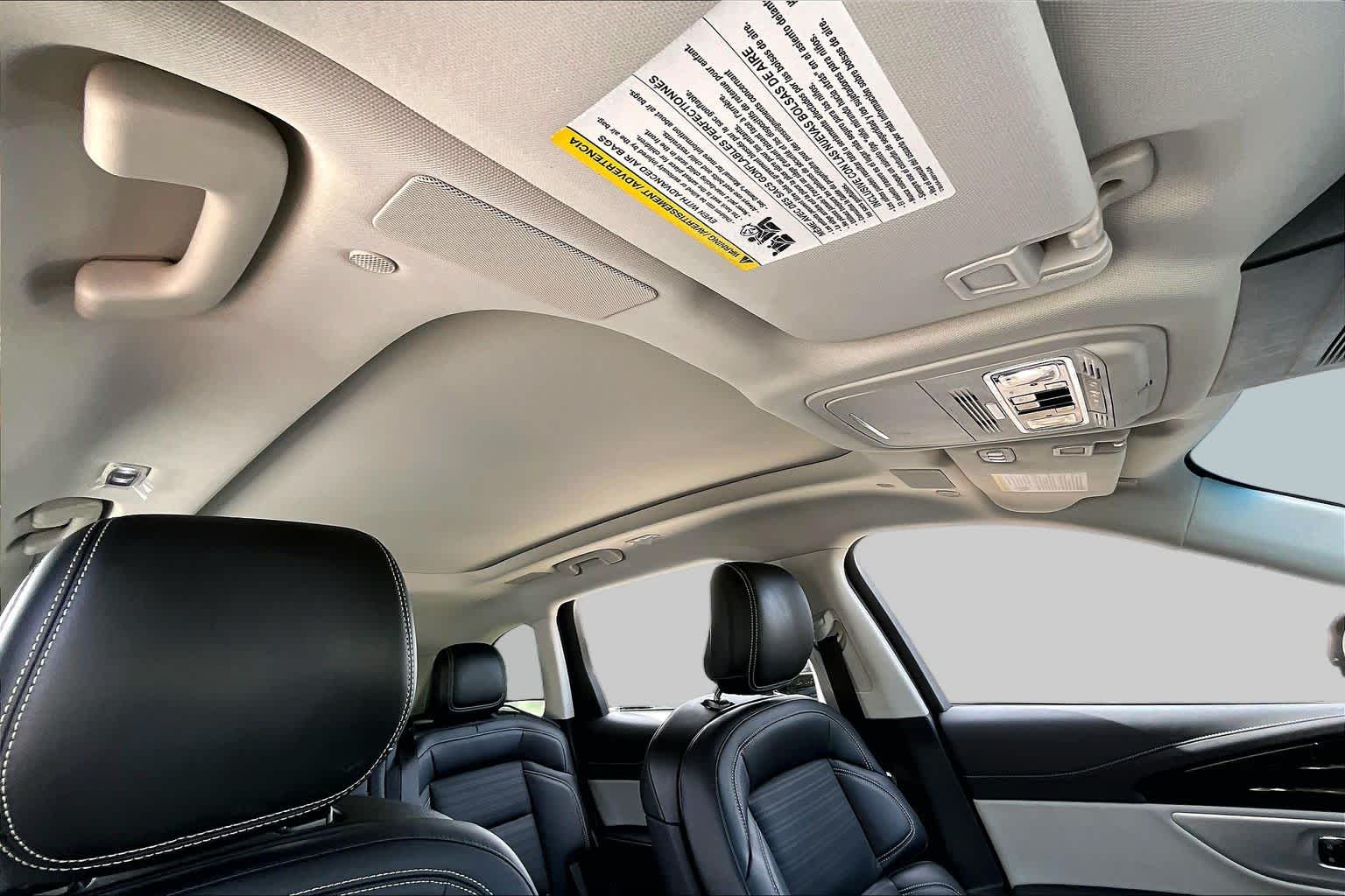 2024 Lincoln Nautilus Reserve Infinite Black Metallic Clearcoat at AutoNation USA Houston