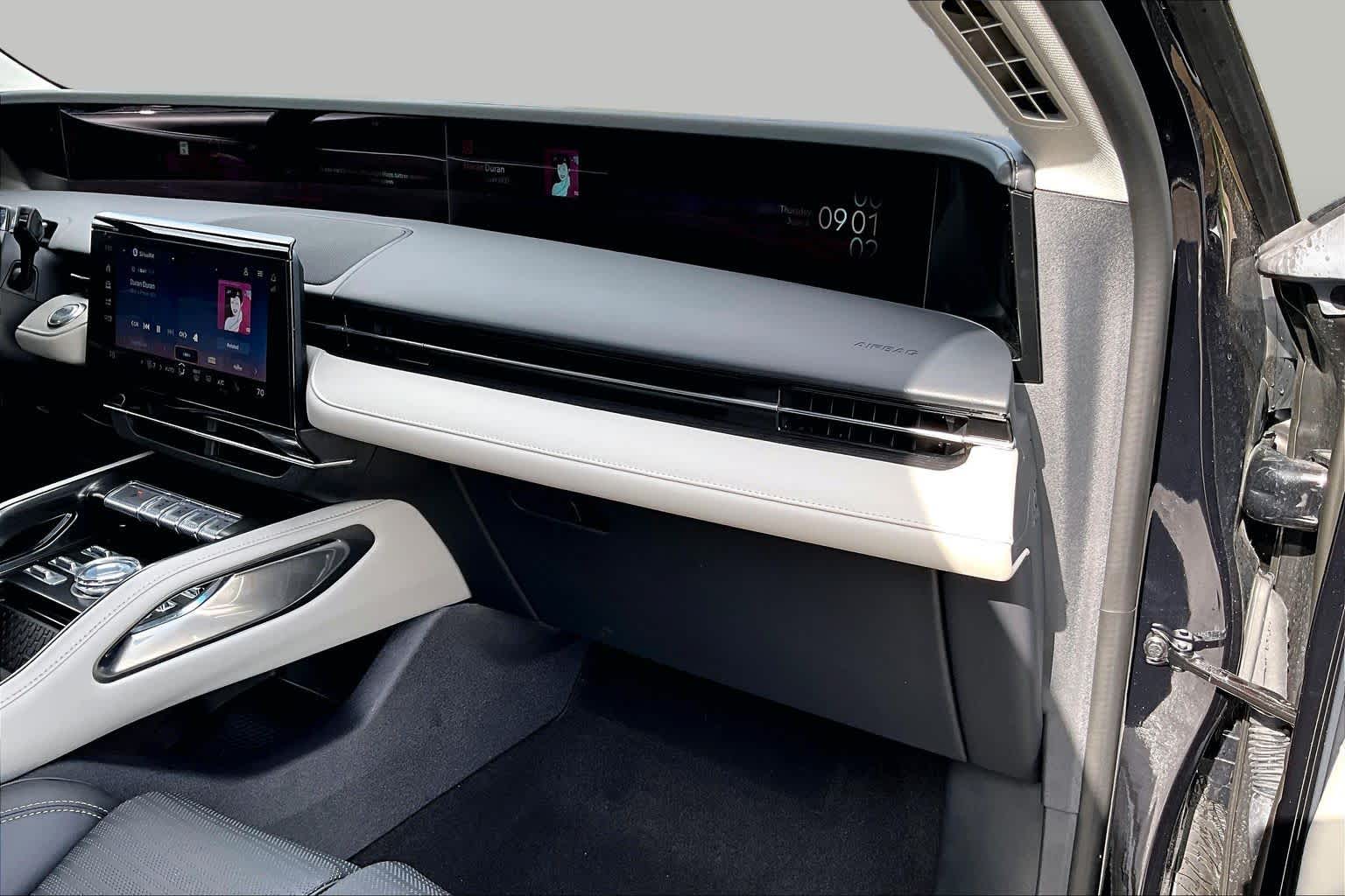 2024 Lincoln Nautilus Reserve Infinite Black Metallic Clearcoat at AutoNation USA Houston