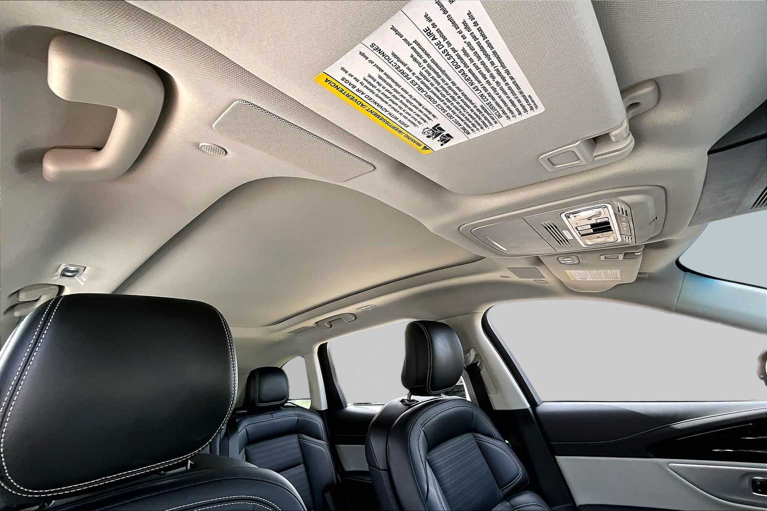 2024 Lincoln Nautilus Reserve Infinite Black Metallic Clearcoat at AutoNation USA Houston