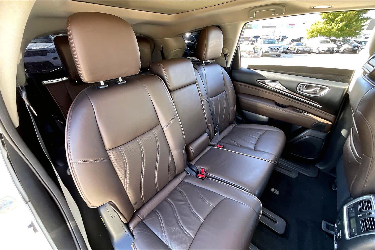 2013 INFINITI JX35  Moonlight White at Sterling McCall Nissan