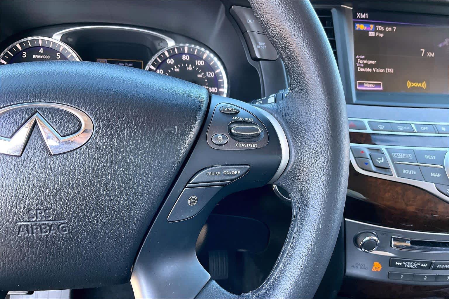 2013 INFINITI JX35  Moonlight White at Sterling McCall Nissan