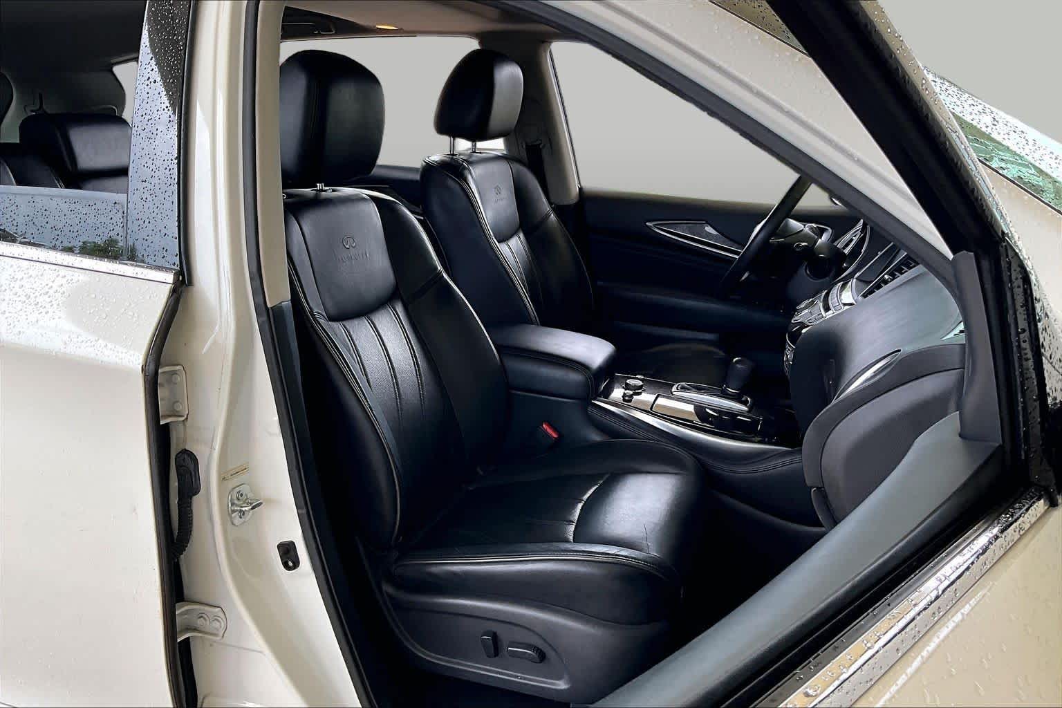 2013 INFINITI JX35 - 7