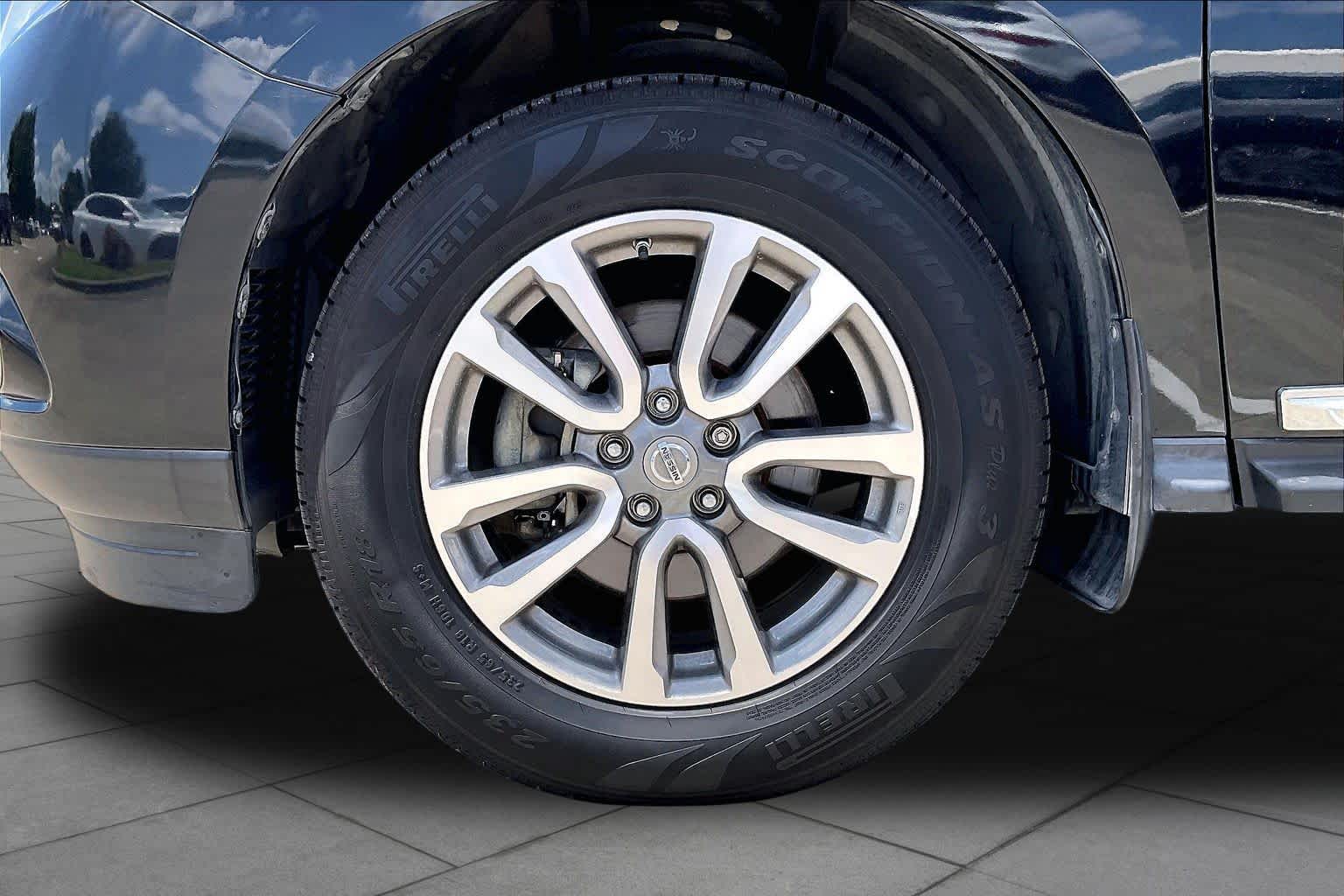 2015 Nissan Pathfinder SL Magnetic Black at Westside Kia