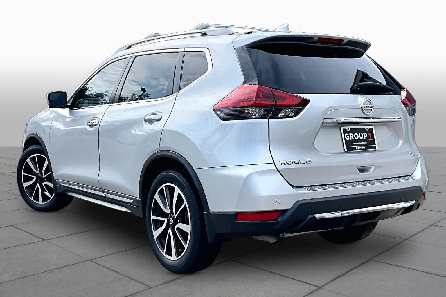 2020 Nissan Rogue SL Brilliant Silver Metallic at Sterling McCall Nissan