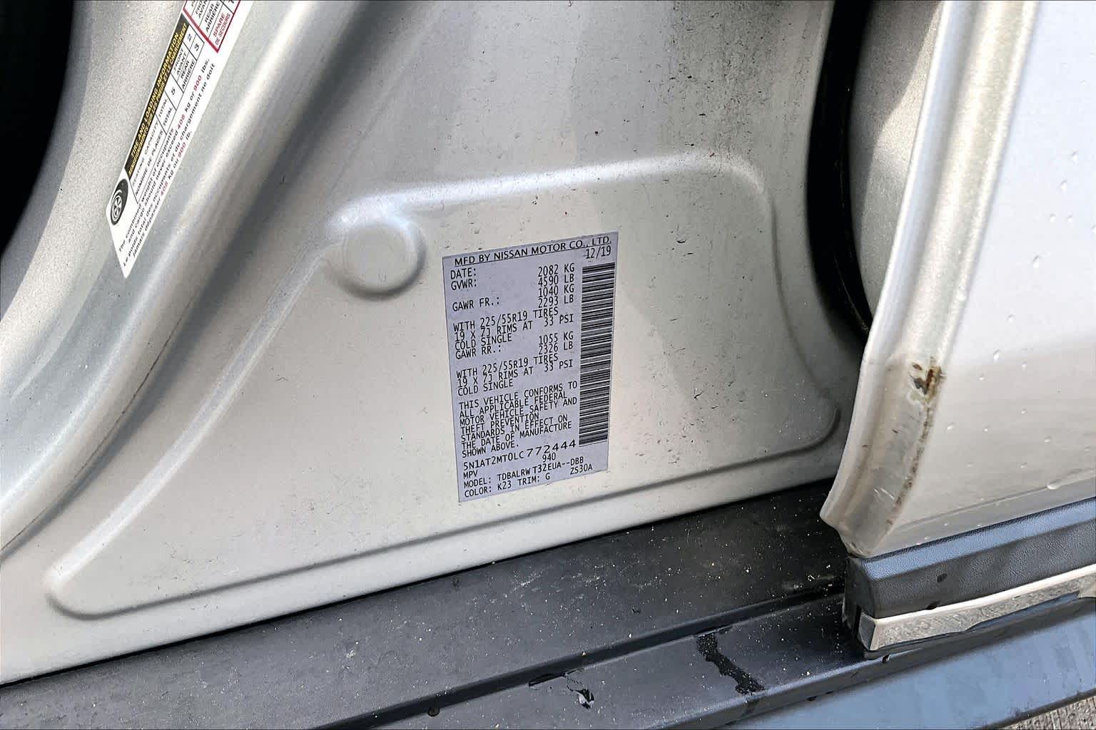 2020 Nissan Rogue SL Brilliant Silver Metallic at Sterling McCall Nissan