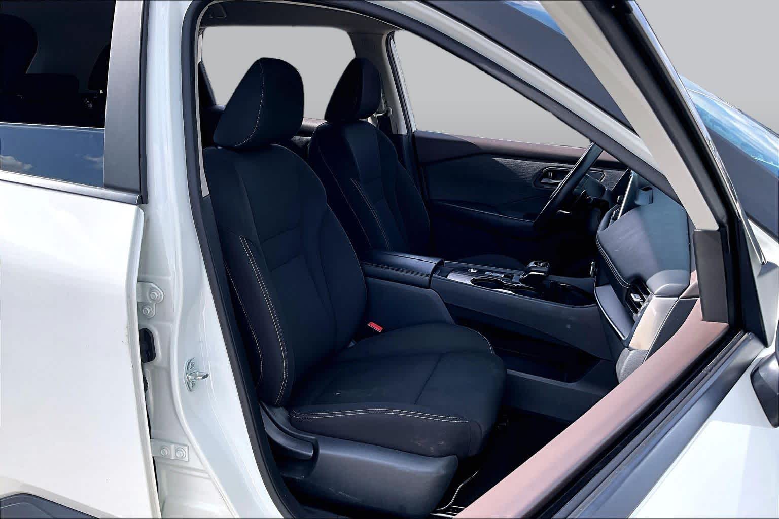 2023 Nissan Rogue S Glacier White at Davis Chevrolet