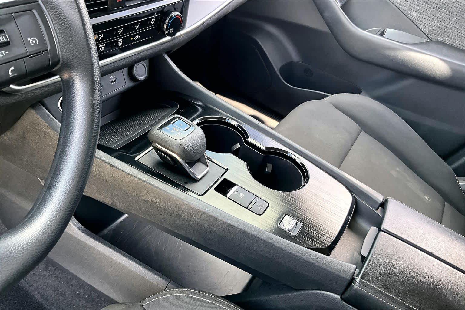 2023 Nissan Rogue S Glacier White at Davis Chevrolet