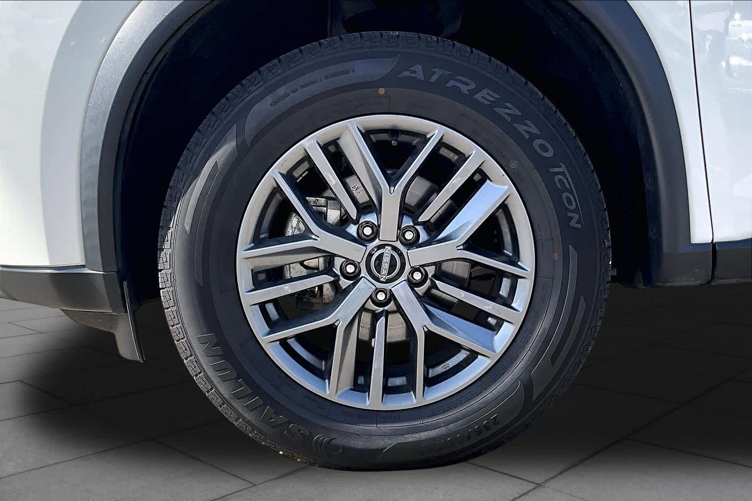 2023 Nissan Rogue S Glacier White at Davis Chevrolet
