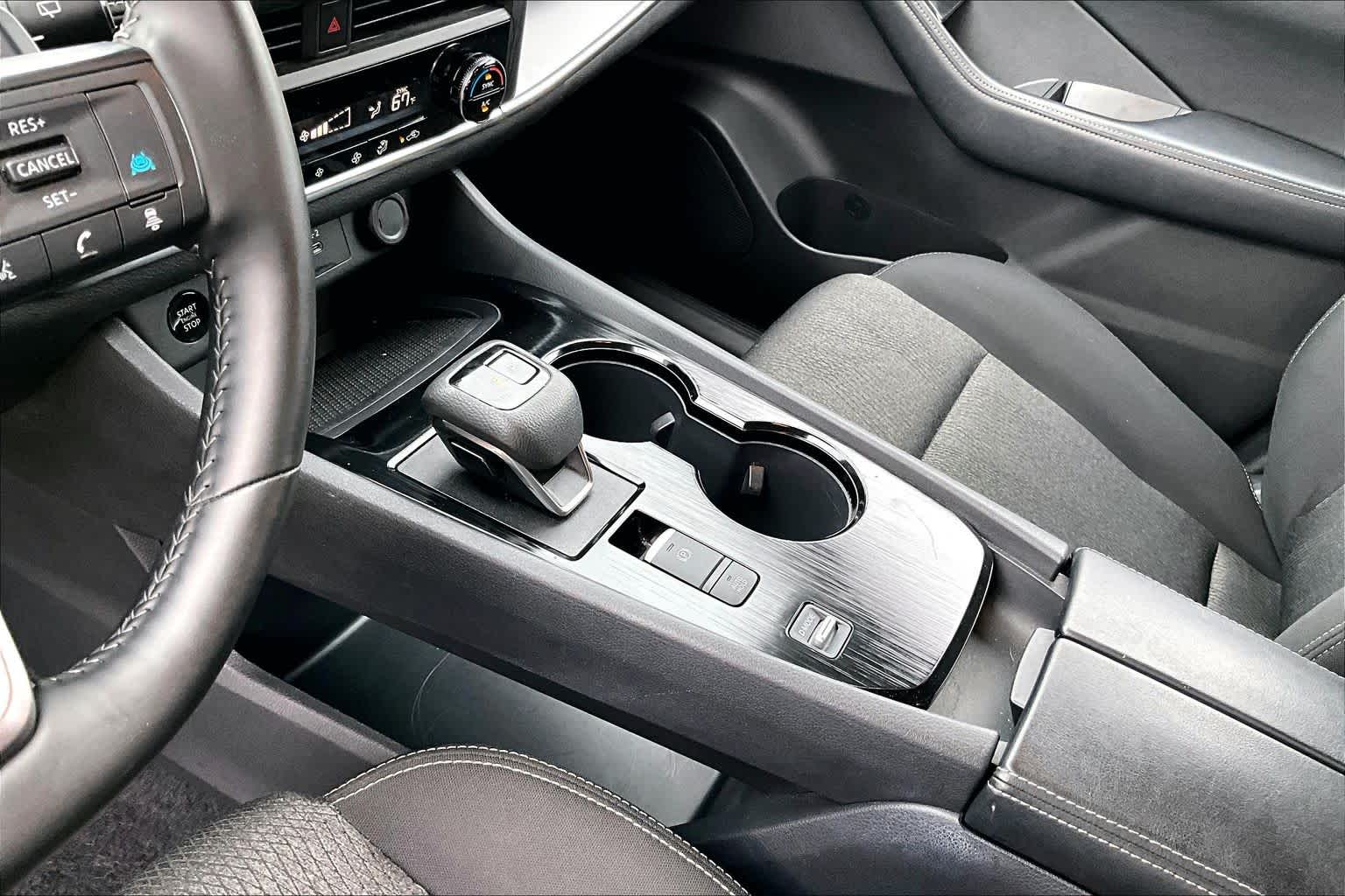 2025 Nissan Rogue SV Deep Ocean Blue Pearl at Sterling McCall Nissan