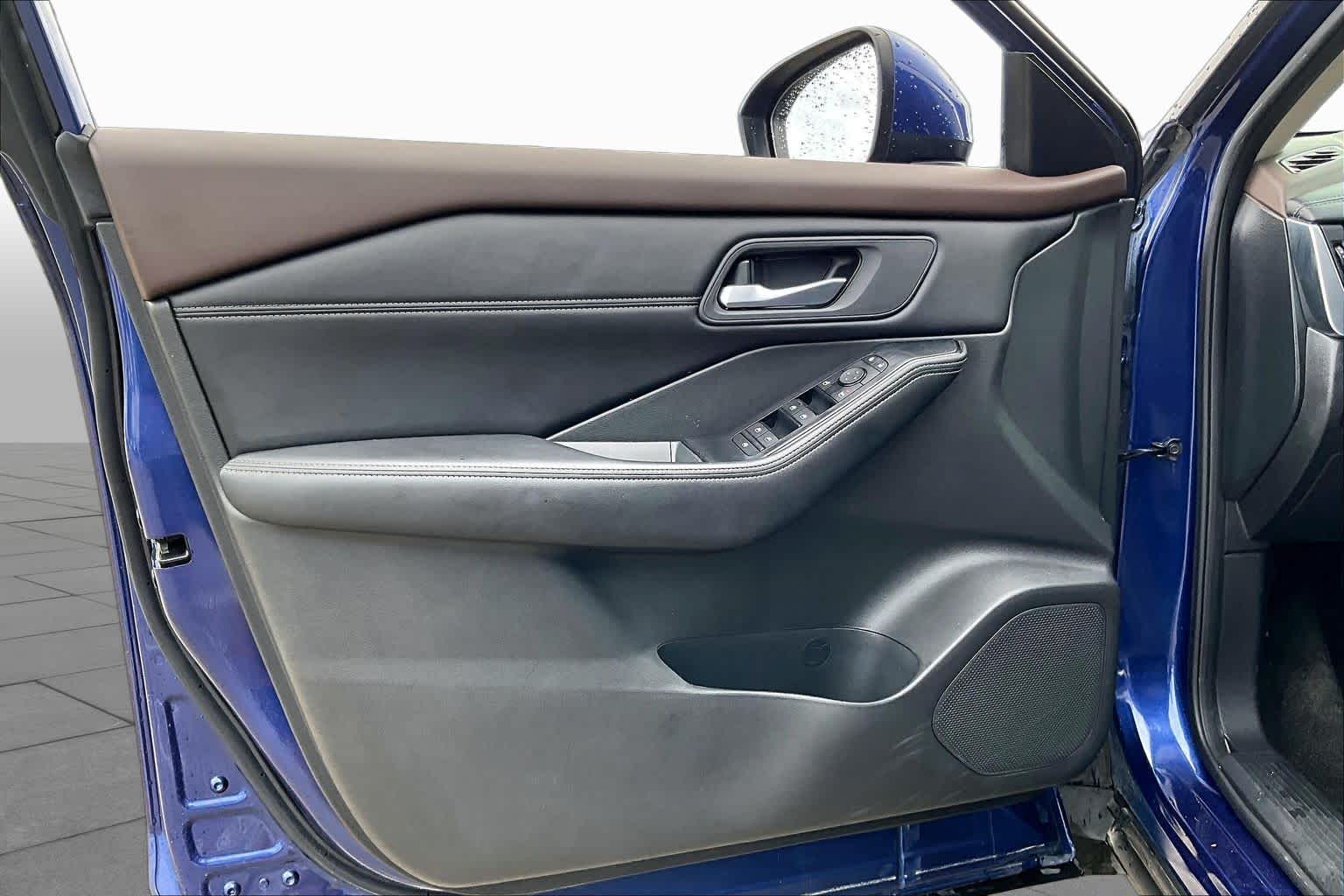 2023 Nissan Rogue SV Caspian Blue Metallic at Davis Chevrolet