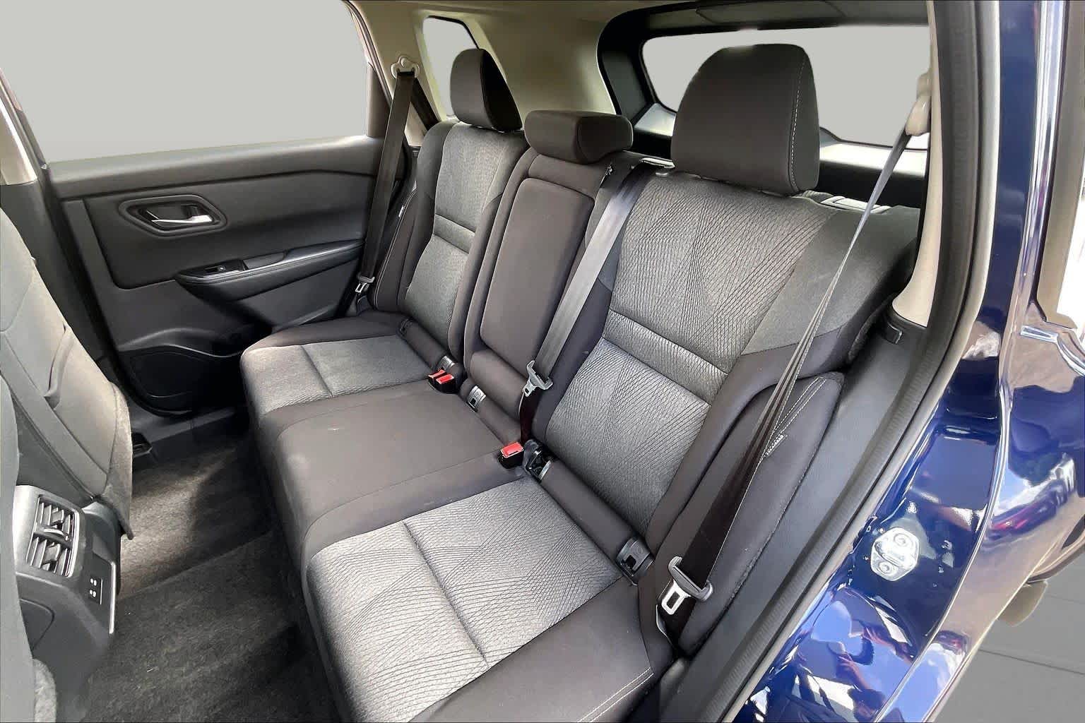 2025 Nissan Rogue SV Deep Ocean Blue Pearl at Sterling McCall Nissan