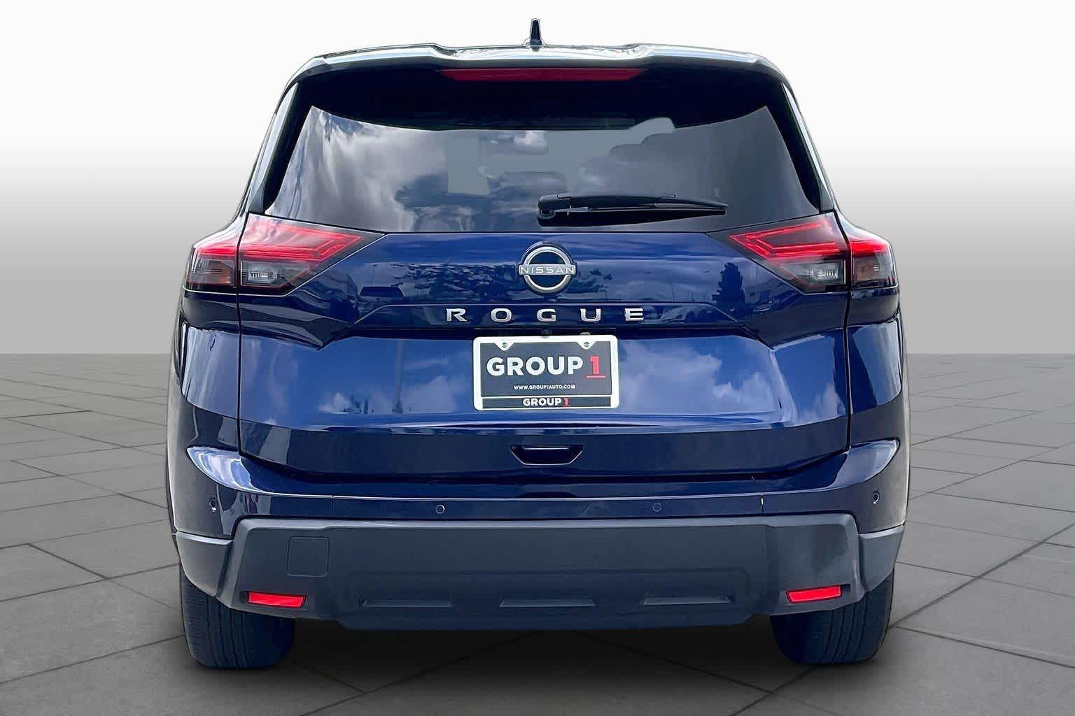 2025 Nissan Rogue SV Deep Ocean Blue Pearl at Sterling McCall Nissan